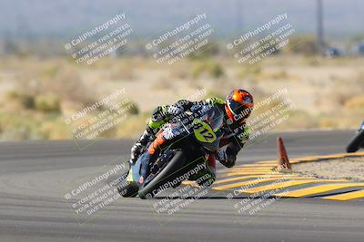 media/Oct-30-2022-CVMA (Sun) [[fb421c3cec]]/Race 11 Amateur Supersport Open/